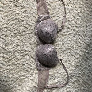 34 C Victoria’s Secret Dream Angels Lined Demi Bra